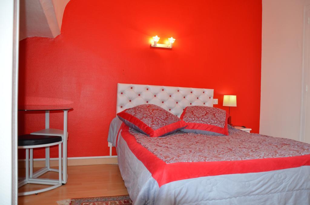 Hotel La Tour Sully-sur-Loire Zimmer foto