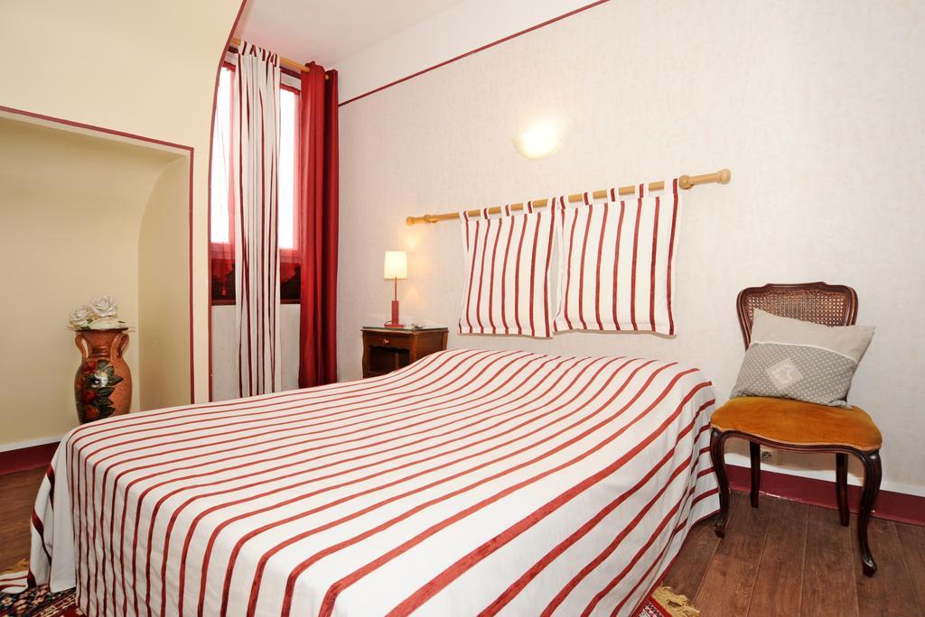 Hotel La Tour Sully-sur-Loire Zimmer foto