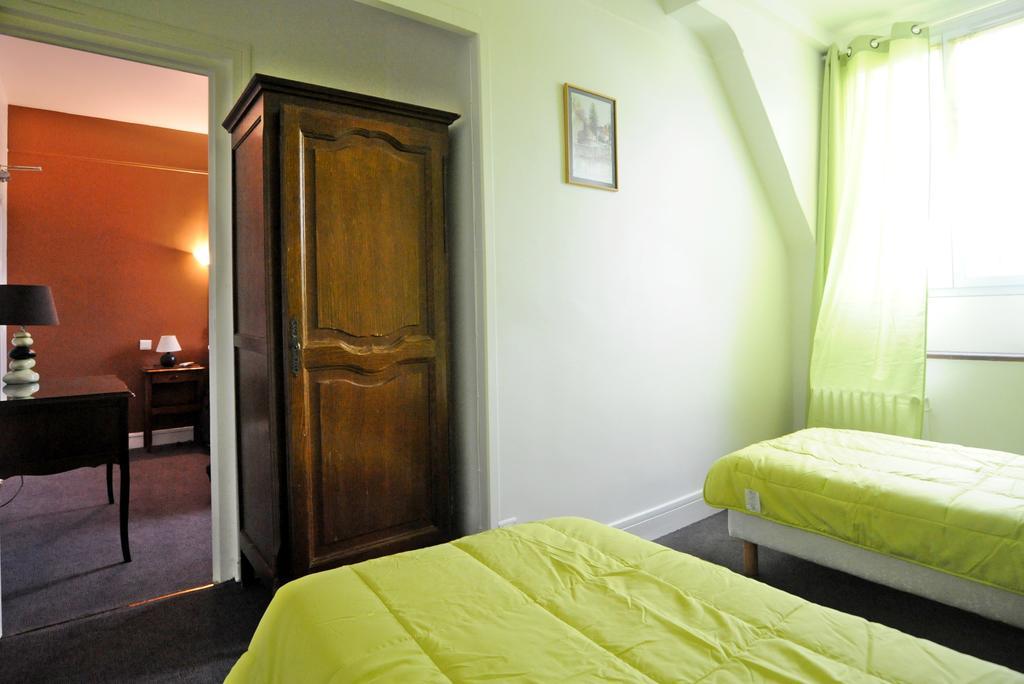 Hotel La Tour Sully-sur-Loire Zimmer foto
