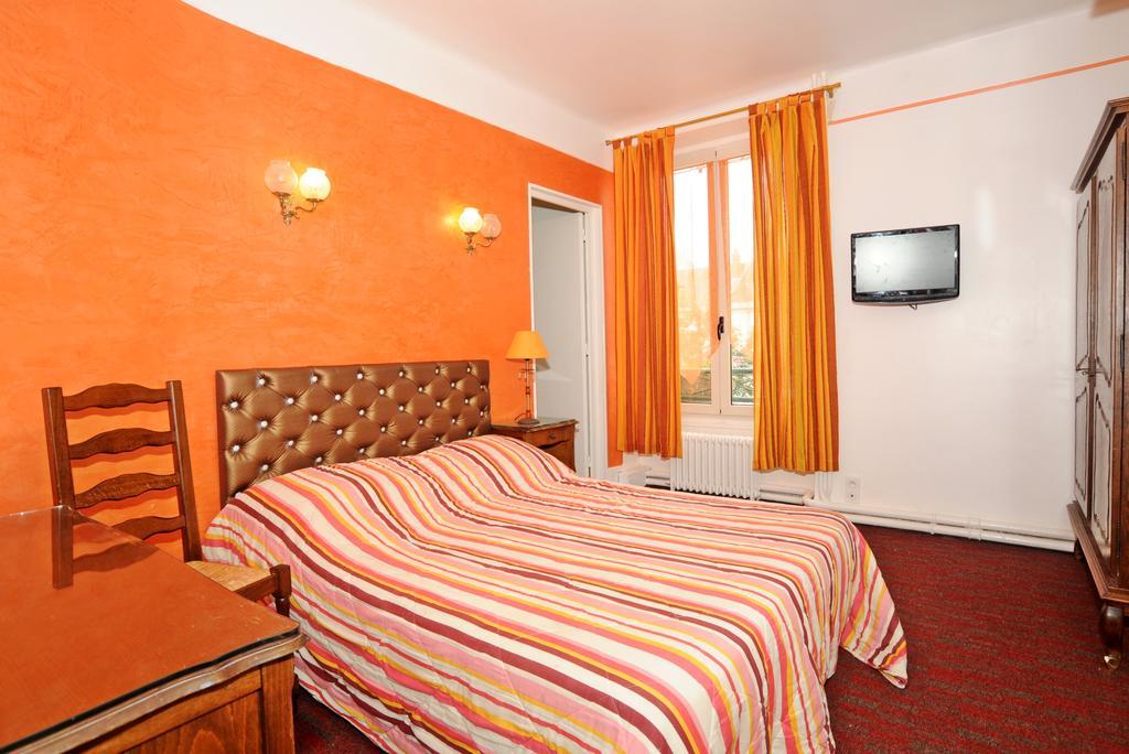 Hotel La Tour Sully-sur-Loire Zimmer foto
